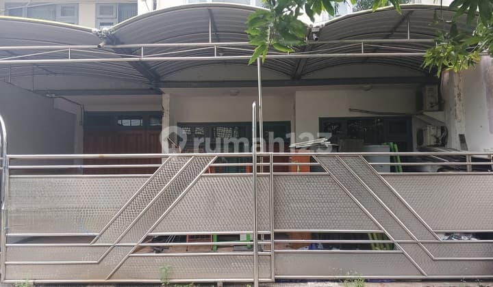 Flash Sale - Rumah Besar Dekat Raya Merr