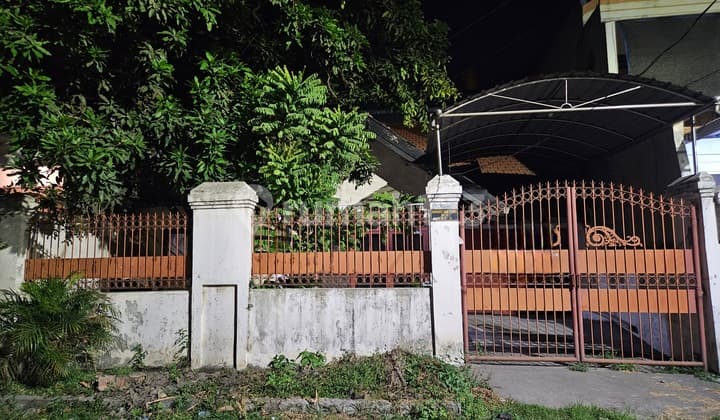 3 MENIT DARI RAYA MERR Rumah Rungkut Asri Surabaya Timur 10x18 SHM Jual Cepat Flash Sale