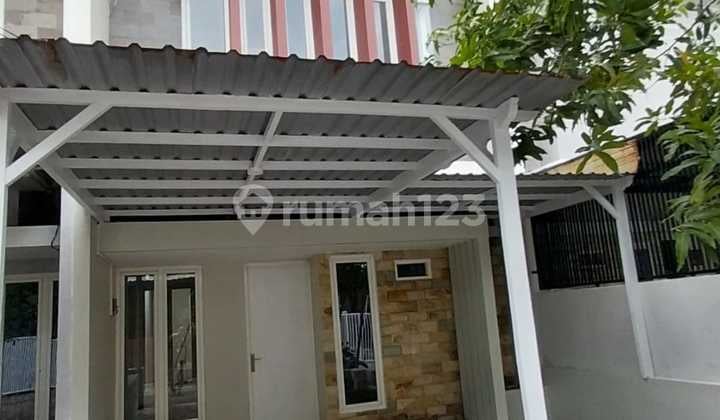 Flash Sale Turun 300Jt !! Rumah Green Semanggi Mangrove Wonorejo Surabaya Siap Huni 6X15 2Lantai