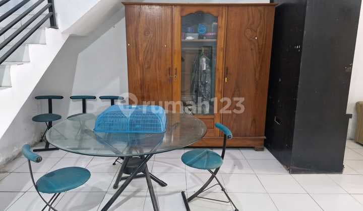 BUTUH UANG Rumah Rungkut Mapan Surabaya Timur 2 Lantai Siap Huni SHM Dkt MERR, Univ.Terbuka, Uinsa & RS. Eka Candrarini