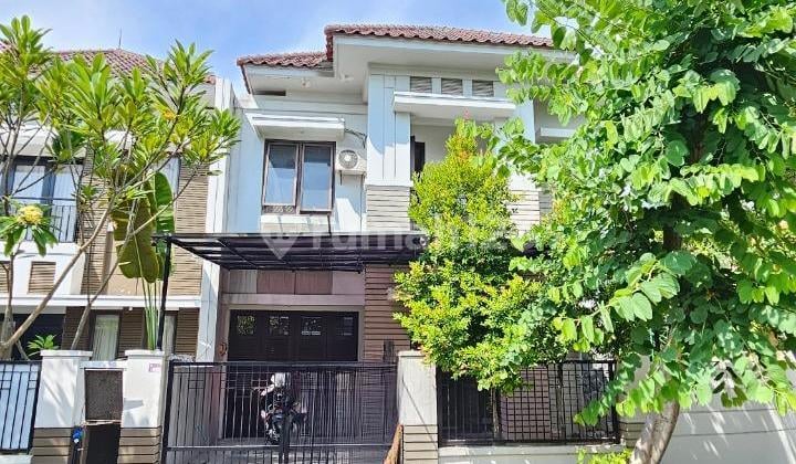 Rumah Central Park Ahmad Yani Surabaya 155m2 SHM 2 Lantai Hook Parkir Luas