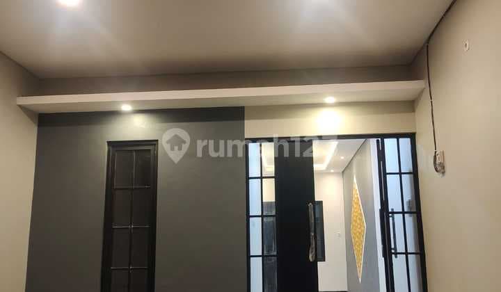 Rumah Nirwana Eksekutif Surabaya 2 Lantai Baru Gress Ready 2 Unit Row Jalan Lebar