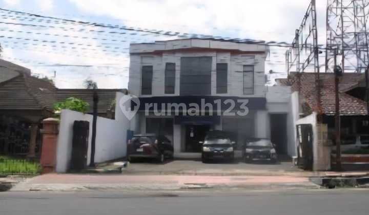 Gedung 2 Lantai Ex Kantor Trunojoyo Jember Kota 451m2 Pusat Bisnis Cocok Utk Bank, Klinik Kecantikan, Kantor dll