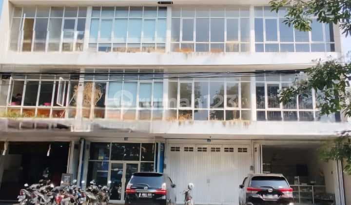 Disewakan Ruko Rungkut Asri Surabaya Timur 3 Lantai Bagus Terawat Area Bisnis Hadap Jalan Raya Kembar