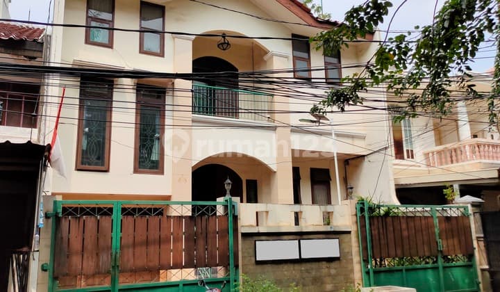 Rumah Strategis di Belakang Mall Kelapa Gading, Bisa Untuk Usaha