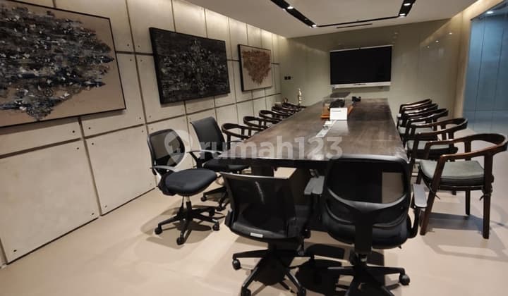 Dijual Ruang Kantor Ekslusif & Furnished di Axa Tower Kuningan