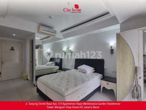 Studio Apartment Rent at Royal Mediterania Garden Residences