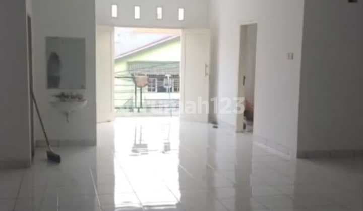 Dijual Cepat Rumah 2,5 Lantai Kosongan, Hadap Selatan, Rawa Buaya Jakarta Barat