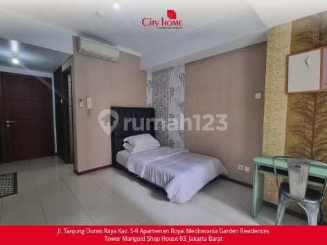 Sewa Apartemen Studio di Royal Mediterania Garden Residences
