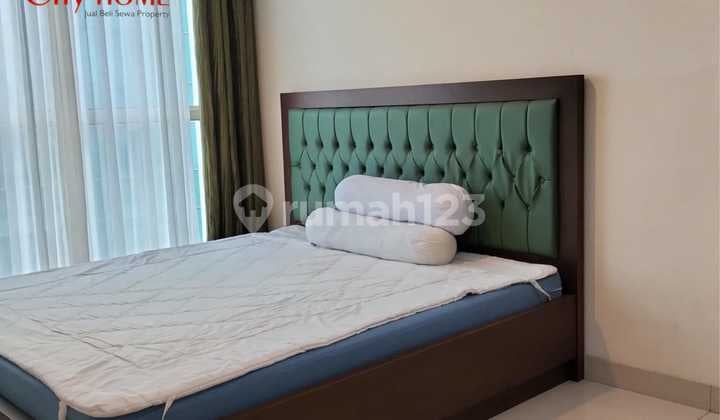 Disewakan Apartemen Siap Huni Lantai Sedang Dekat Mall Central Park