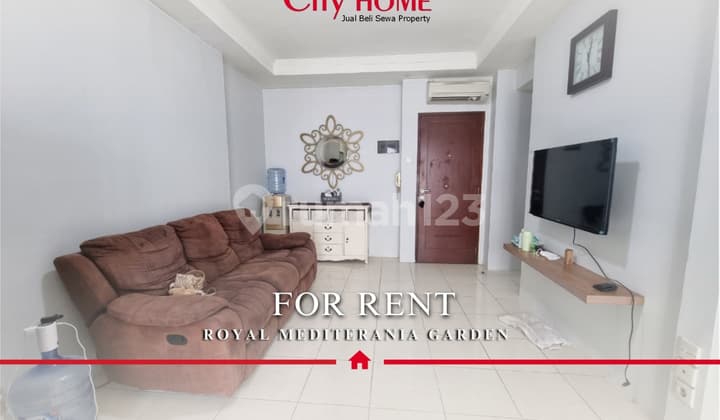 For Rent 3 Bedroom Apartment Semi Furnished with Pool View