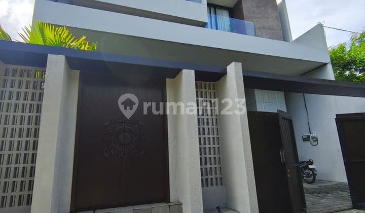 Villa Mewah 3 Lantai Ocean View Pecatu - Rooftop, Pool, Fully Furnished New Build