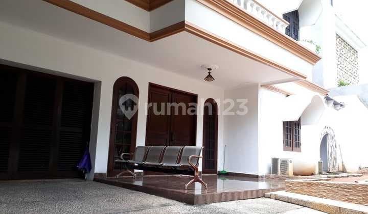 Rumah siap huni di Kuningan /Jakarta Sealatan