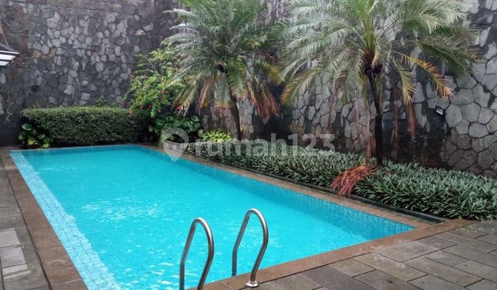 Rumah Bagus terawat di Kebayoran Baru, Jakarta Selatan