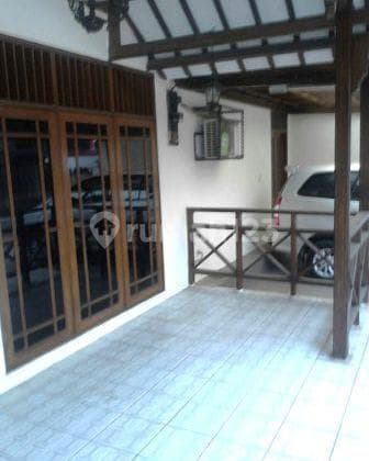 Rumah siap pakai disewakan di guntur , jakarta selatan