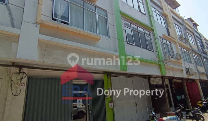 Ruko 3 Lantai Luas Tanah 51 di Swadaya City Square, Grogol Petamburan