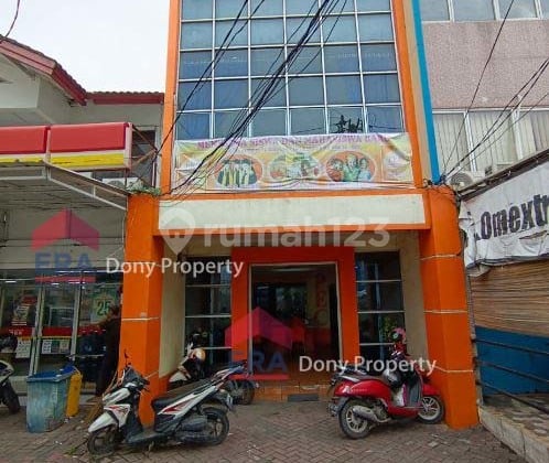 Ruko 3 Lantai Luas Tanah 111 di Taman Kencana Raya, Cengkareng