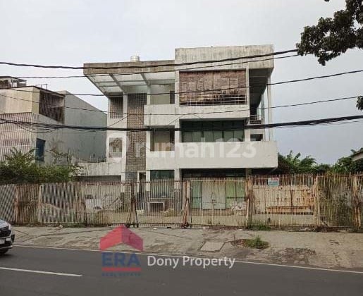 Ruang Usaha Kantor Gudang 3 Lantai Luas Tanah 1607 di Jl Meruya Selatan Raya, Kembangan