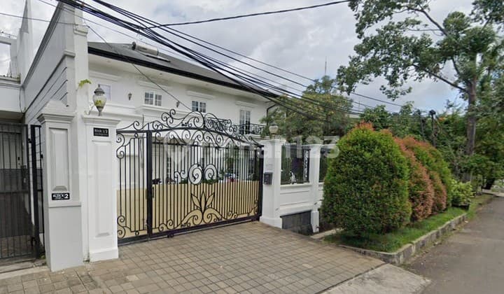 Rumah Bagus 2 Lantai Luas Tanah 632 di Tomang City Garden Kebon Jeruk