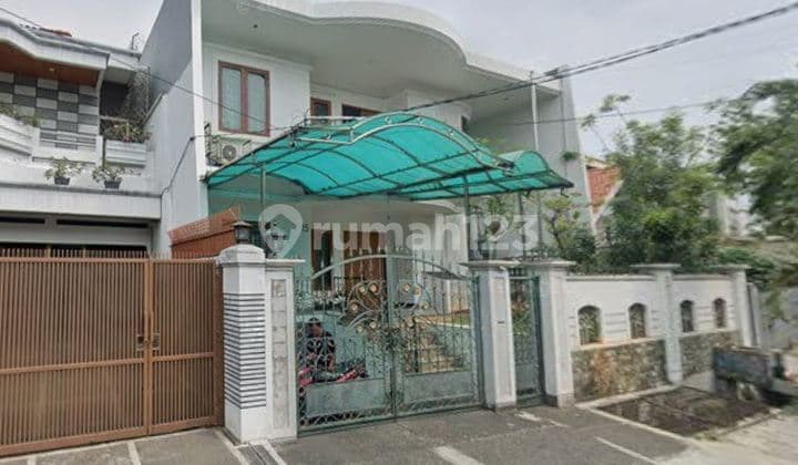 Rumah 2 Lantai Luas Tanah 350 di Jl Mandala Selatan, Tomang Grogol, Jakarta Barat