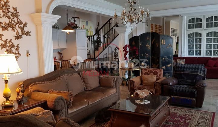 Dijual!!! Villa Mewah Jl. Diponegoro Medan