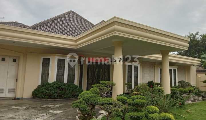 Di Jual Villa di Jalan Juanda Medan!!!
