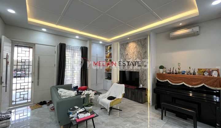 Di Jual Villa di Citraland Cluster Grenandies Medan
