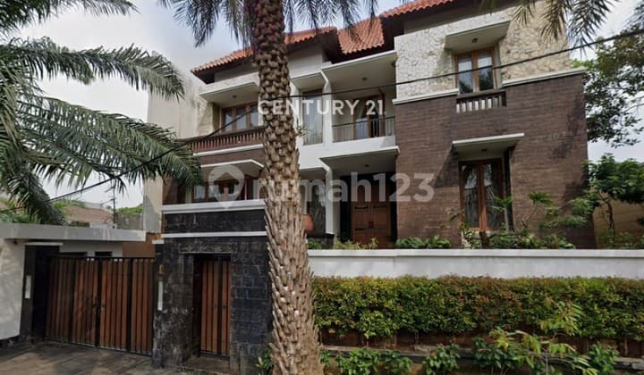 Dijual Rumah Strategis Harga Menarik di Pondok Pinang
