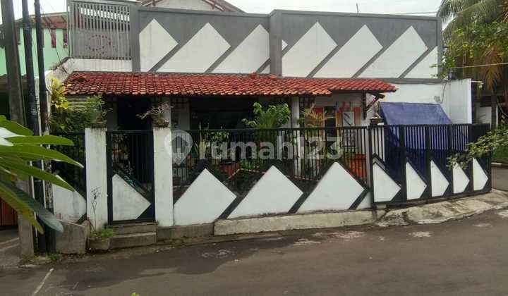 Dijual rumah Nego Sampai Jadi di Pondok Pucung Indah 2, Deket Bintaro sektor 9 ( lokasi dataran tinggi/Bebas Banjir) view menghadap Taman komplek