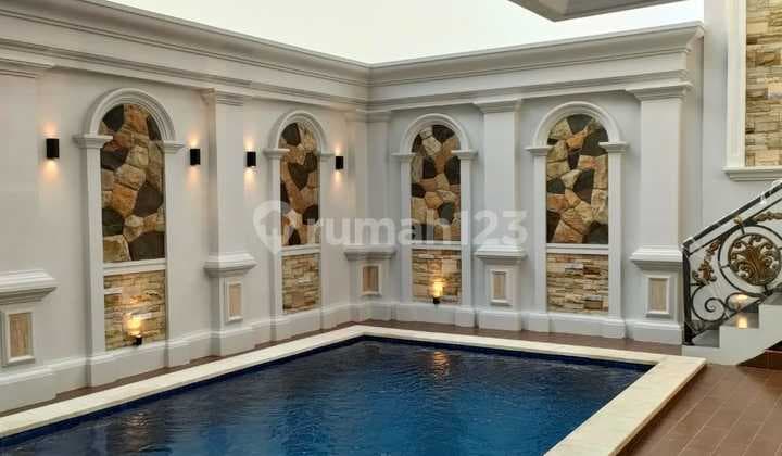 DIJUAL RUMAH SIAP HUNI, DESAIN EUROPEAN CLASSIC SELANGKAH KE MAMPANG PRAPATAN, KEMANG, RASUNA SAID DAN SUDIRMAN