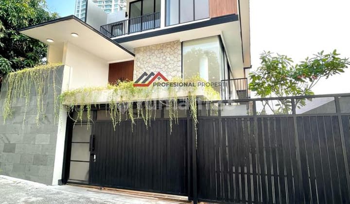 Dijul Rumah Baru Siap Huni Dilokasi Strategis Dikemang Dekat Ke Mampang, Jalan Antasari Dan Kebayoran Baru di Kemang raya, Kemang