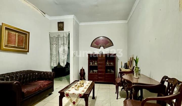 Dijual Rumah Lama Hitung Tanah Dilokasi Strategis, Dekat Mall Citos, Mrt Cipete Dan Tol Simatupang di Cilandak tengah, Cilandak