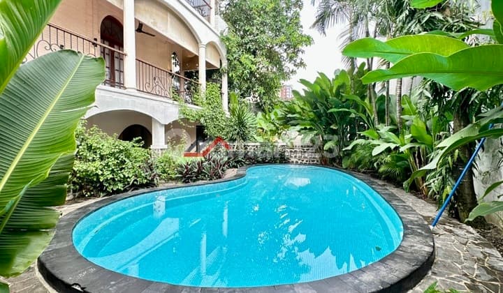 Rumah Mewah Siap Huni Dekat Tb Simatupang Jakarta Selatan