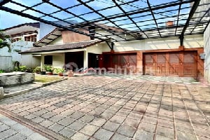 Rumah 1 Lantai Lokasi Strategis Dekat ke Senopati dan Scbd