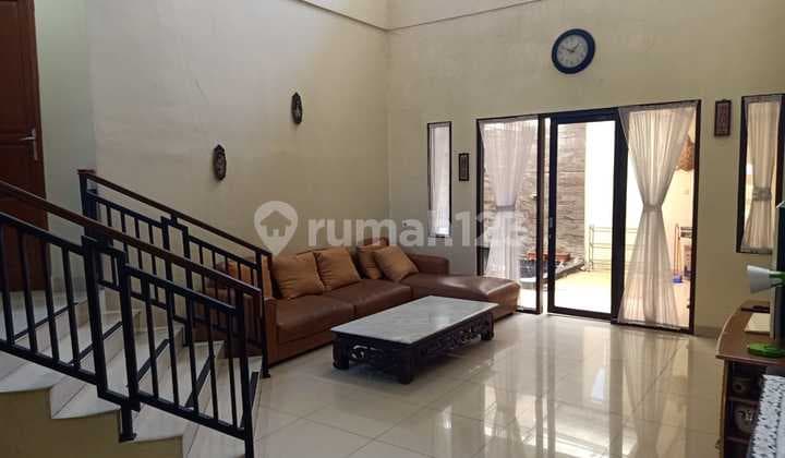 For Rent Semi-Furnished House Ready to Occupy Setiabudi Regency Bandung