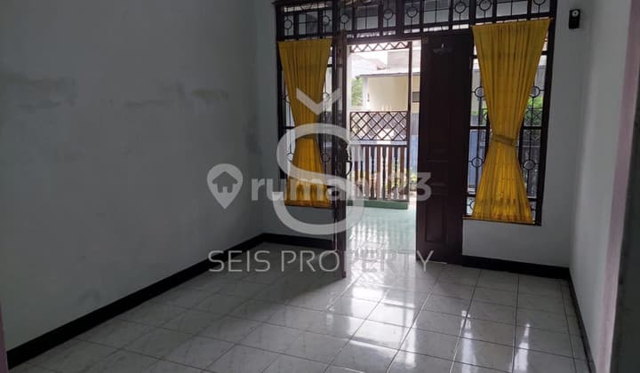 FOR QUICK SALE HOUSE IN MARGAHAYU RAYA AREA, BANDUNG CITY