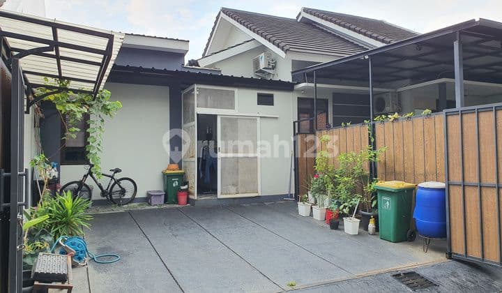 Rumah Cantik Margasari Buah Batu Bandung Luas 144M2