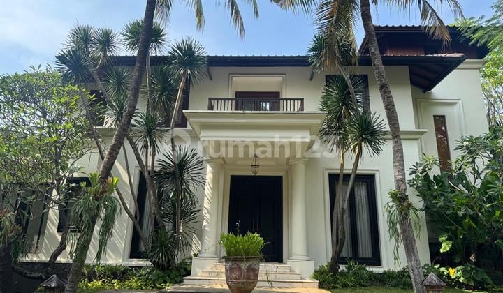 Beautiful Resort Style Tropical House in Compound in Cilandak