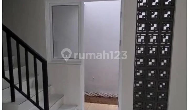 Rent Fast: 2-Bedroom House, Cluster Dayana, Summarecon Bandung