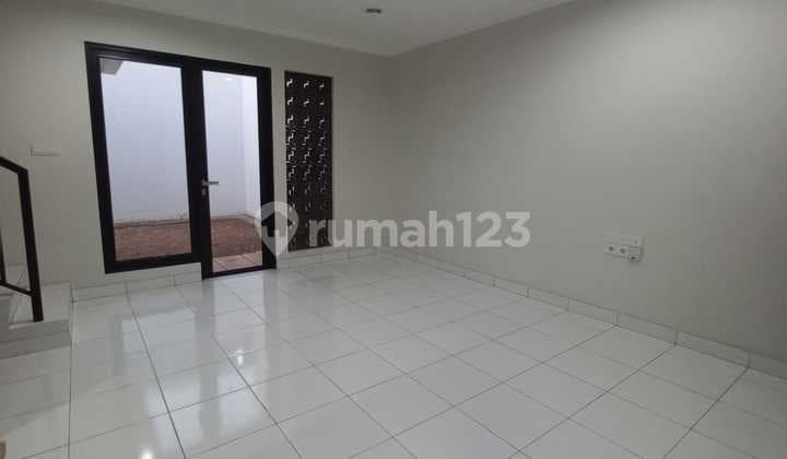 Sewa Murah!! Rumah Bagus 2 Kamar Siap Hunicluster Dayana Summarecon Bandung