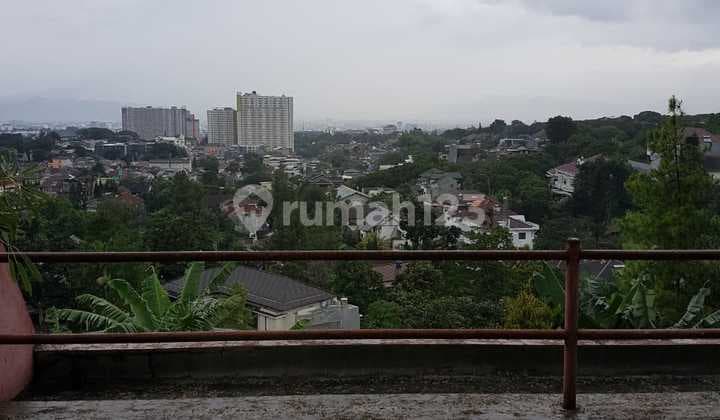Dijual Rumah Type Downslope Jarang Ada Di Bandung Utara View Kota Kusen Jati Semua