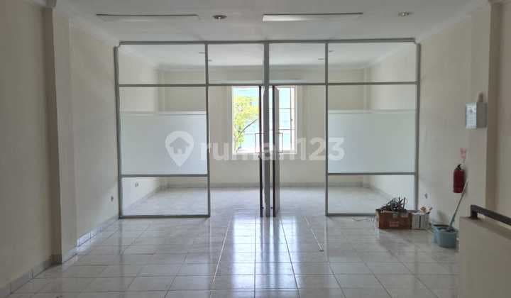 Disewakan Ruko Exclusive Pik 5x15 3lantai Bagus Parkir Besar