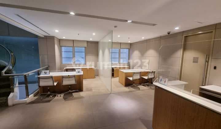 DiJual/DiSewakan BUILDING GEDUNG KANTOR OFFICE SPACE SHOWROOM KELAPA GADING JAKUT