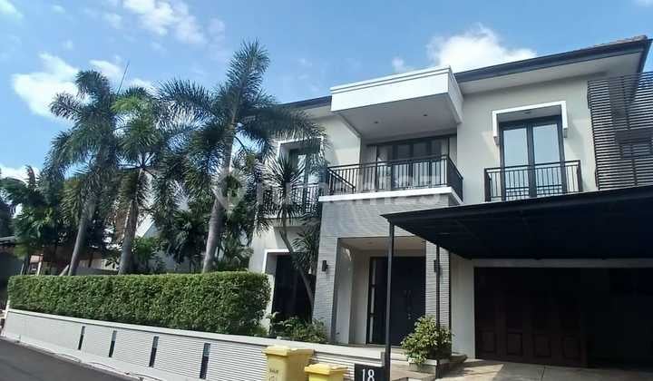 RUMAH GANDARIA SELATAN LUX JALAN LEBAR DEKAT PONDOK INDAH GANDARIA CITY MALL PAKUBUWONO HARGA NEGO