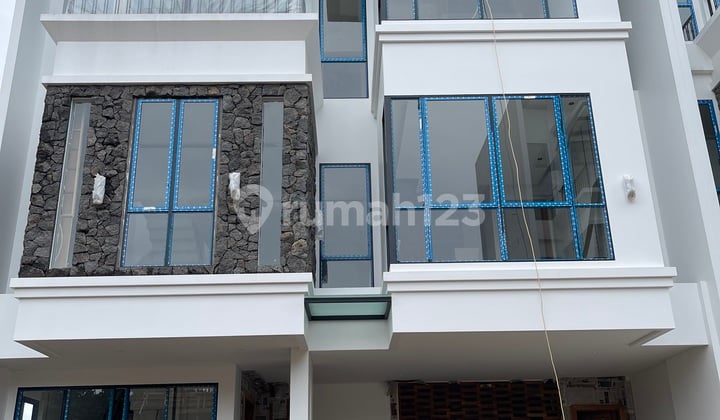 Dijual Rumah Baru Mewah Termurah di Cilandak Jakarta Selatan