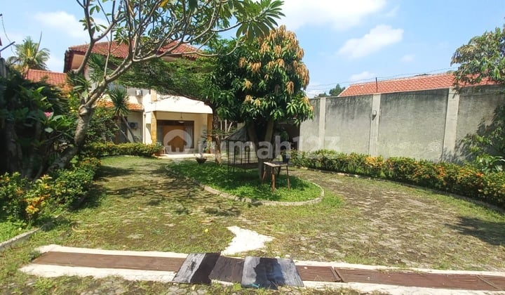 Dijual Cepat Bu Murah Rumah Luas Strategis di Depok Jawa Barat