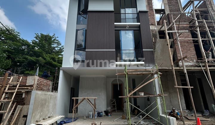 Dijual Rumah Baru Murah Strategis di Lebak Bulus Jakarta Selatan