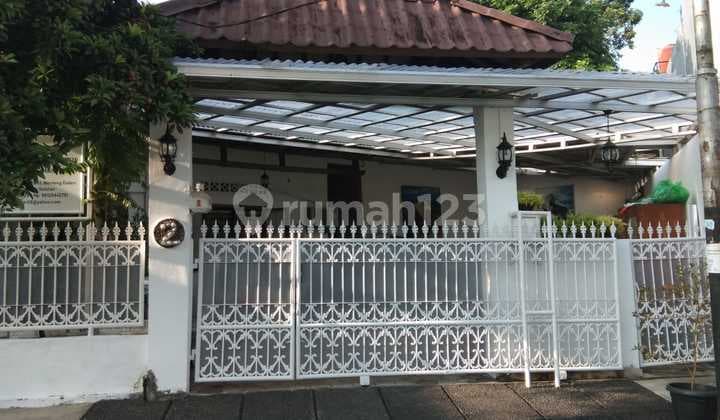 Dijual Rumah Harga Tanahnya Saja Bonus Kos2an 5Kamar