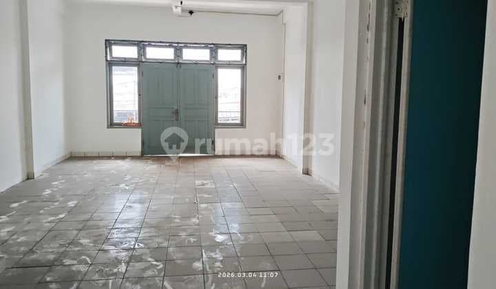 Siap Huni Kontrakan Ruko 2 1/2 Lantai Modernland Tangerang
