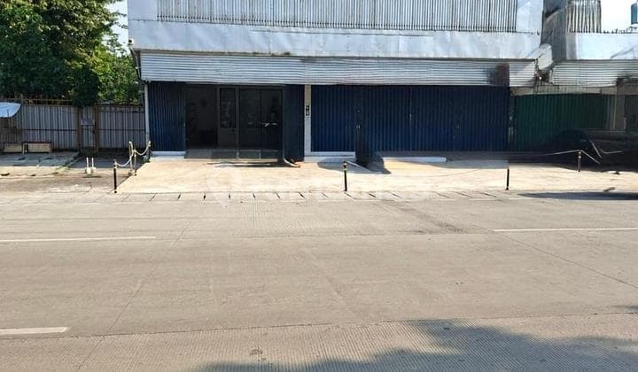 Dijual Ruko, 3 Gandeng Siap Pakai di Lokasi Strategis, Kelapa Gading, Jakarta Utara